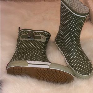 Polka Dot Rain boots